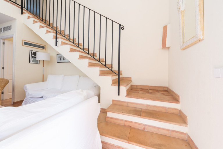 Others 2, El Pinar - Villa With Private Pool. Free Wifi, Baleares
