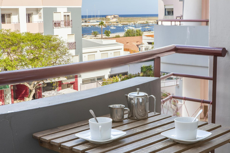 Room 4, B40 - Levante 2 Bedroom Apartment in Lagos, Lagos