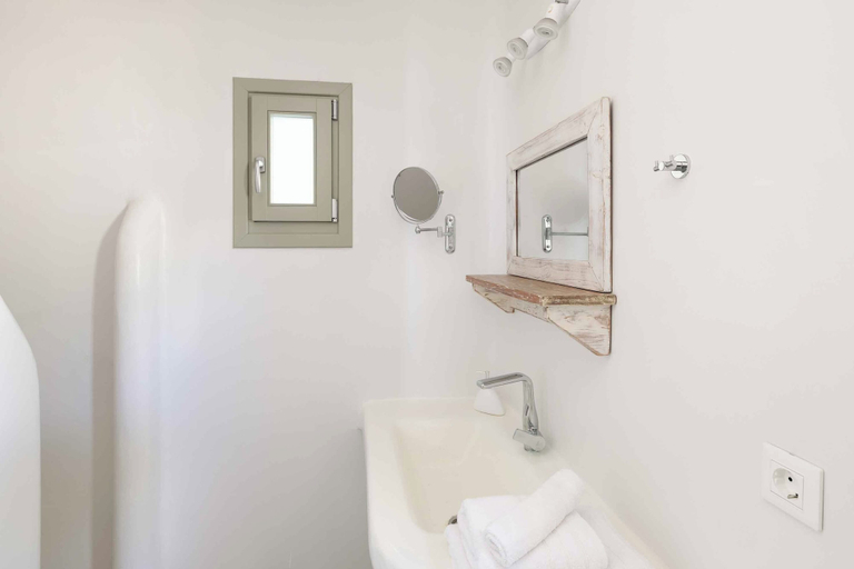 Bathroom 3, MyKer Estate, South Aegean