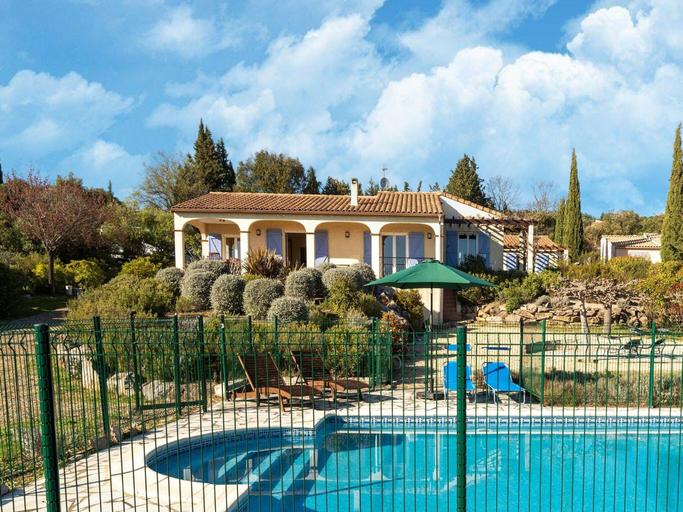 Pool 2, Tranquil Holiday Home With Private Pool, Hérault