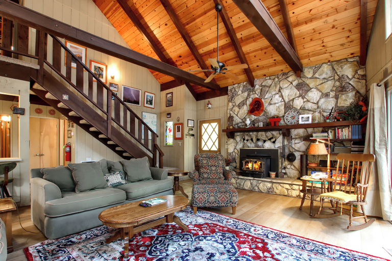 Others 4, Spindler's Chalet, Mariposa