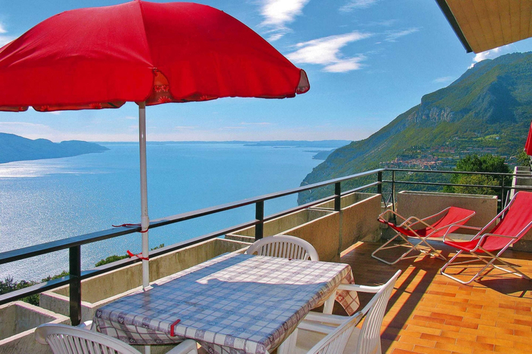 Water view, Residence La Rotonda, Tignale, Brescia