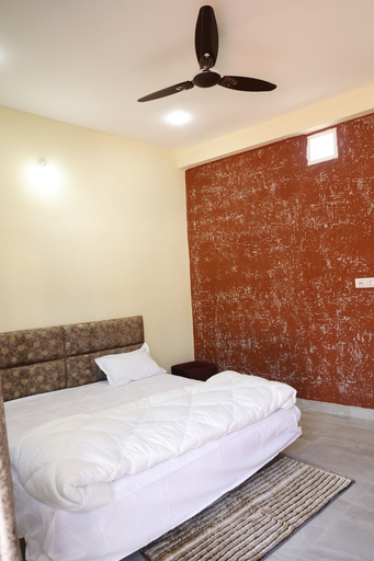 Room 4, Arika Farm House, Indore