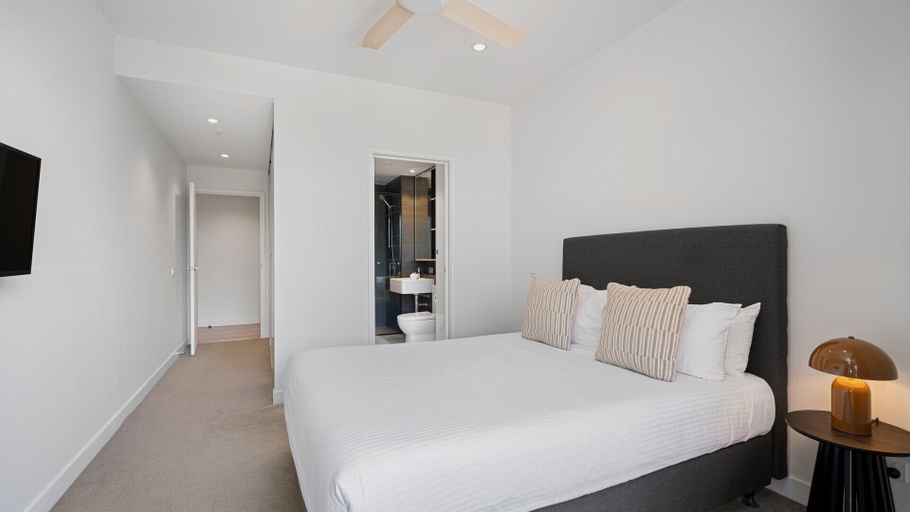 Bedroom 2, District Fitzroy, Melbourne