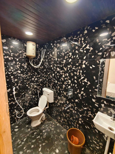 Bathroom 3, Hotel Naagshree, Ujjain
