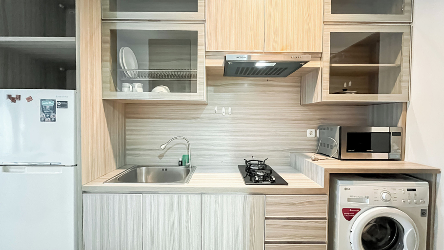 Private kitchen, Studio At Tamansari Semanggi Apartment Near Scbd, Jakarta Selatan