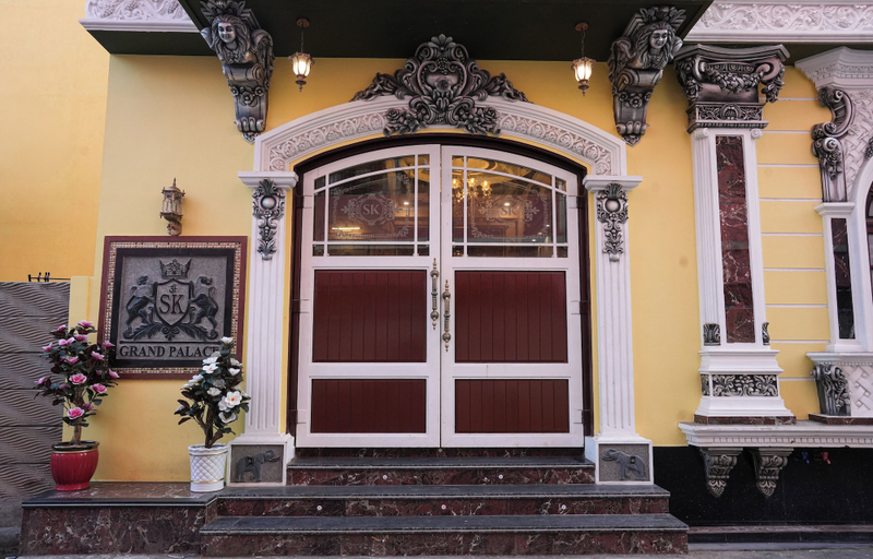 Exterior detail, SK Grand Palace, Puducherry