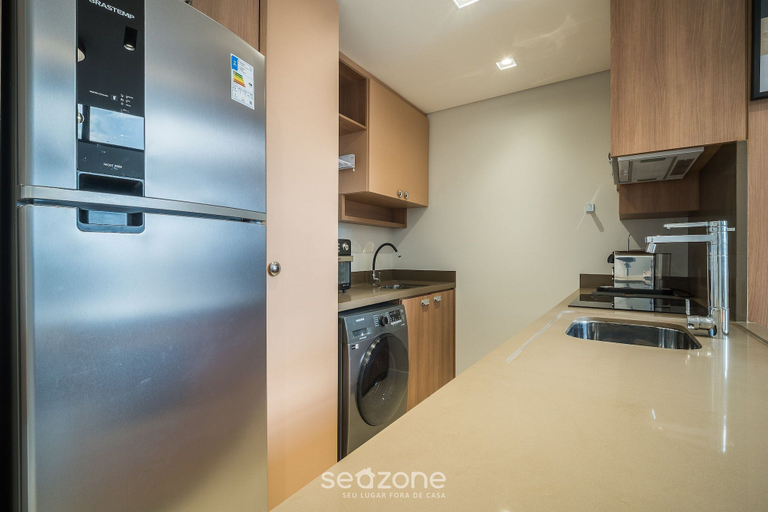 Private kitchen 5, Full Loft 290 m From the Beach Coe0202, Florianopolis