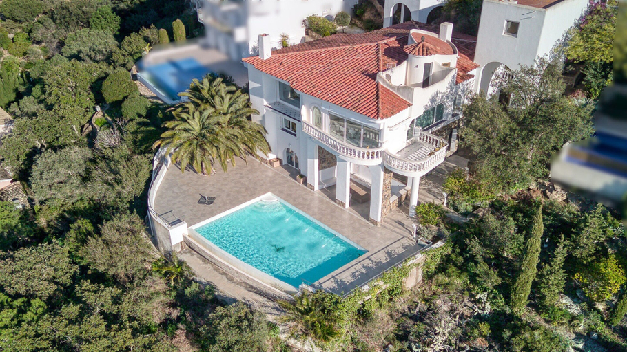 Exterior 3, Villa in Roses With Private Pool & Sea Views, Girona