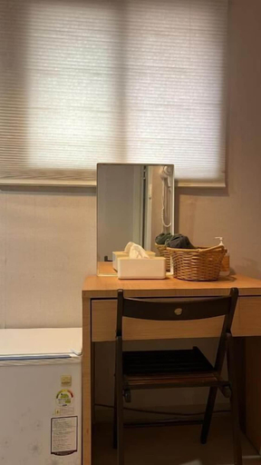 Others 5, Chris Hostel, Seongdong