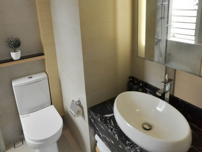 Bathroom 4, Eco Tree Hotel Sheung Wan, Hong Kong Island