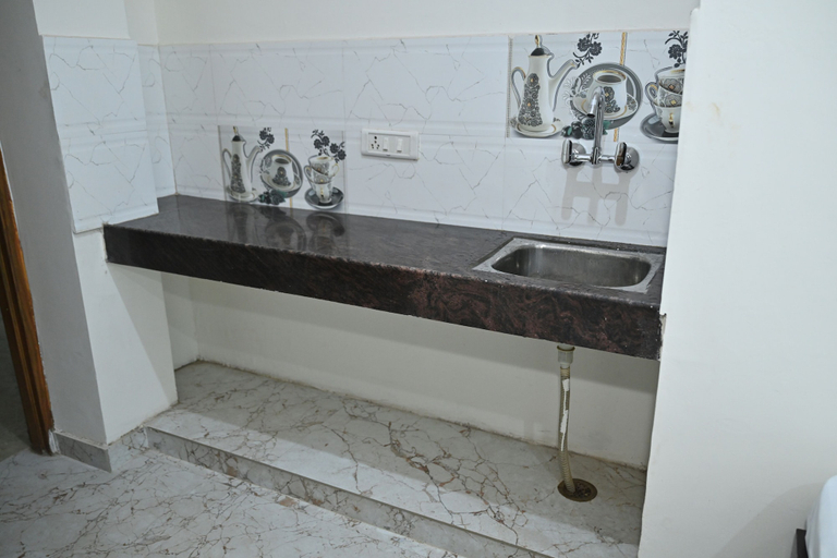 Bathroom 2, The Divine Stay, Gurgaon