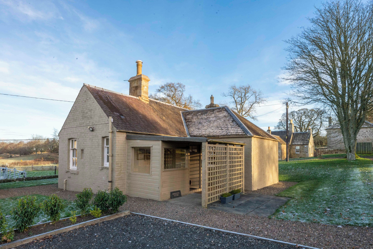 Garden, Gamekeepers Cottage at Rosebery Steading, Midlothian