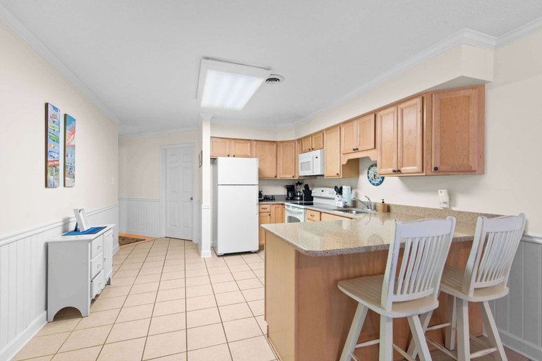 Interior 2, San Remo 108 Ocean-block 2BR Condo, Pool Access, Private Patio & Parking, Worcester