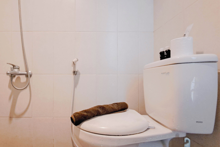 Bathroom, Best View Studio At Apartment Skyland City Jatinangor, Sumedang