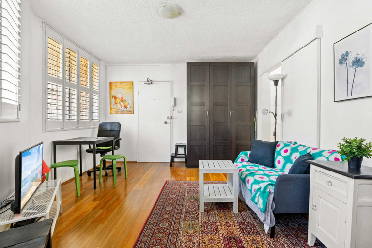 Living room 3, Convenient Studio in Trendy Inner-city Suburb, Sydney
