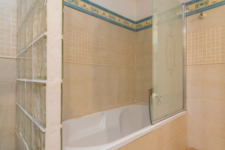 Bathroom 2, Sa Caseta D'en Tronca - Villa With Private Pool, Baleares