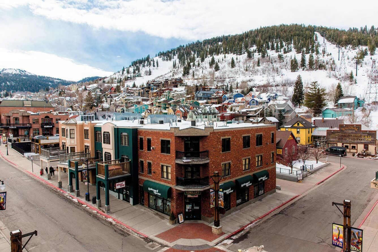 Room 5, Ski-in Ski-out Villa in Park City, Summit