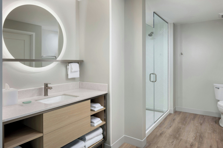 Bathroom 4, TownePlace Suites by Marriott Middleburg, Clay
