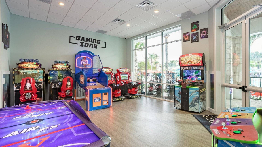 Interior 2, Psd816, Polk