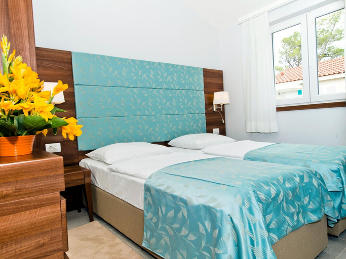 Bedroom 3, Zaton Apartment With Pool for Four, Nin