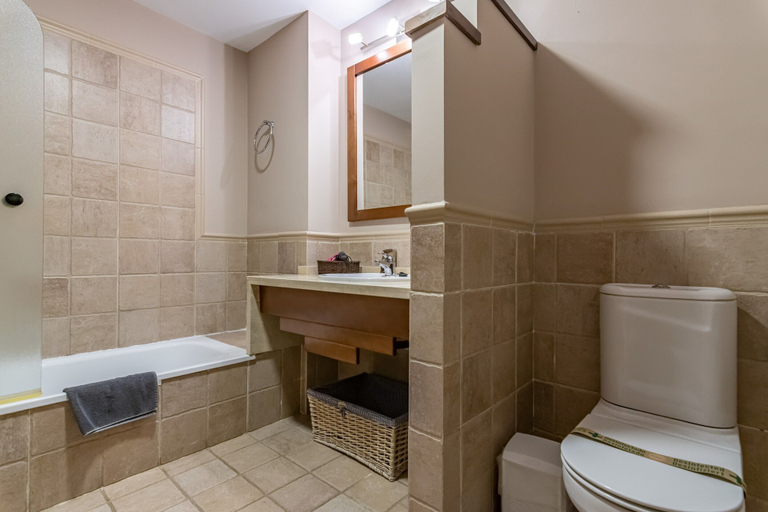 Bathroom 2, Apartment in Isla Canela for 5, Huelva
