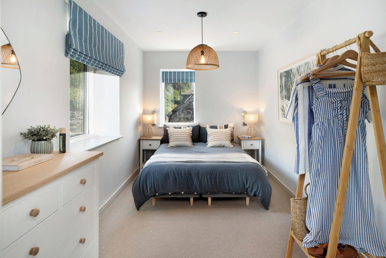 Lake view, Bovisand Harbour by Smart Welcomes, Devon