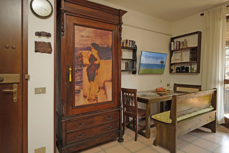 Others 2, Balander in Sirmione, Brescia