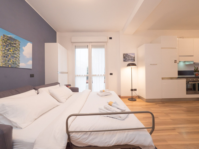 Room 2, Candiani A2 Monolocale, Milano