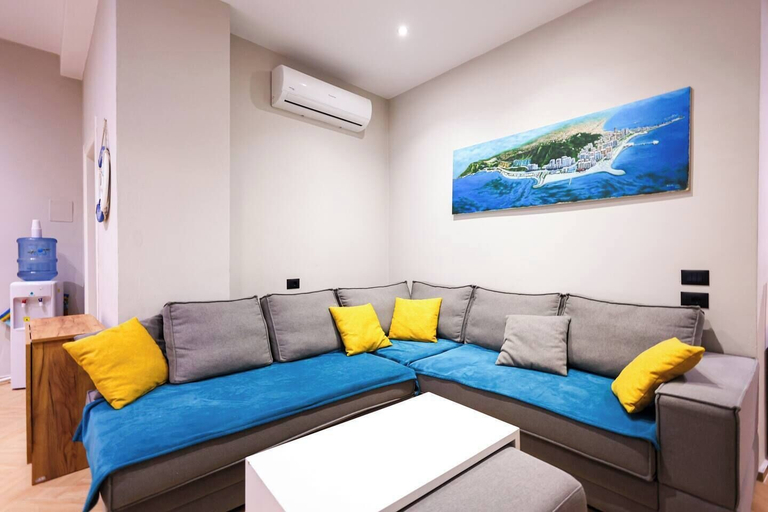 Room 3, Grandstay Central 104, Durrësit