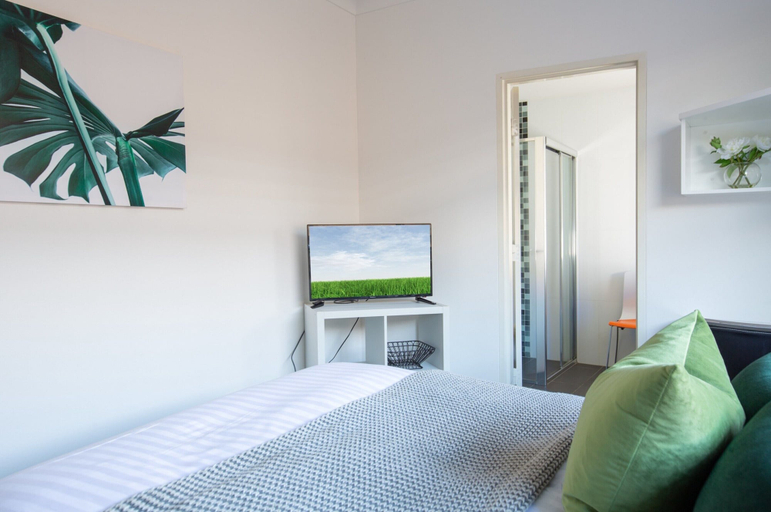Others 4, Cosy and Bright Studio Next to Westmead Hospital, Sydney