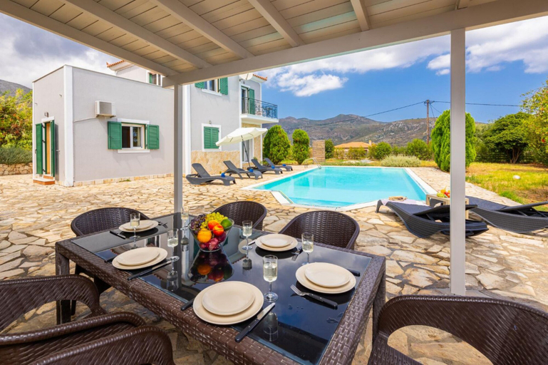 Room 2, Villa Olga in Kateleios, Ionian Islands