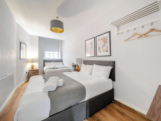 Room 2, Host Stay Apartment 2 Stanley Street, Sefton