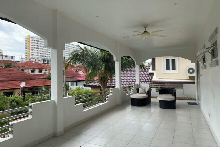 Terrace/patio 4, Royal park village, Pattaya