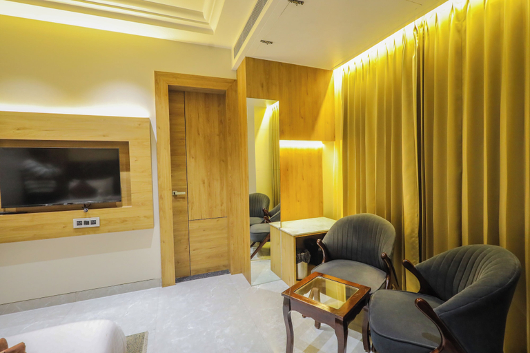 Room 4, Shri Damodar Dham, Mathura