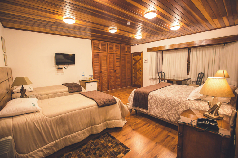 Room 3, Recanto do Vovô Matheus, Campo Limpo Paulista