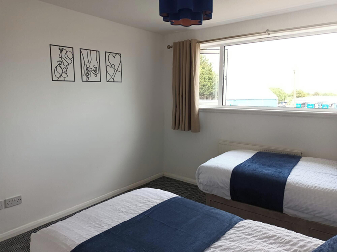 Room 3, Spacious Birmingham House - 7 Guests -free Parking, Birmingham