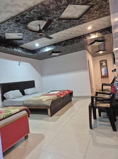 Bedroom 3, Shri Narayan Resort, Rudraprayag