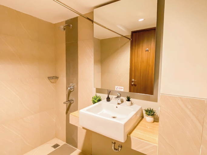 Bathroom 5, Cozy Living Studio Bogor Icon Apartment, Bogor