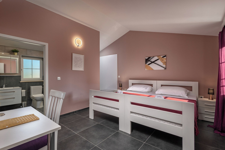 Room 5, Peaceful Istria Apartments, Sveta Nedelja