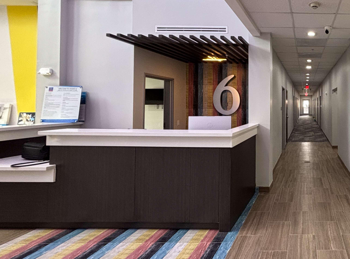 Public Area, Studio 6 Dallas Fairpark, Dallas