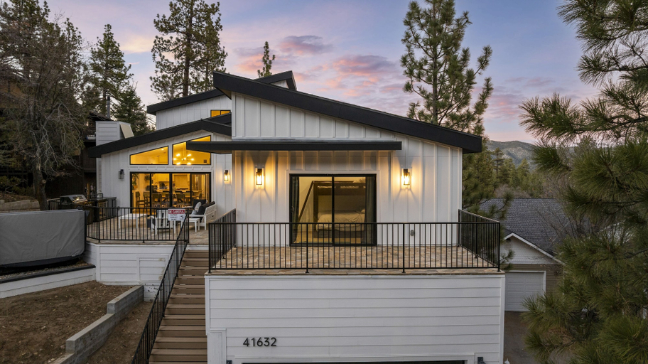 Primary image, Skyline Summit Lodge, San Bernardino