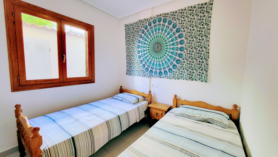 Room 4, Cozy Flat in Urb Las Rosas Guardamar, Alicante