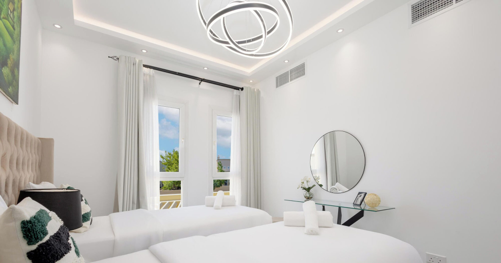 Room 2, LUX The Serene Springs Villa 2, Dubai