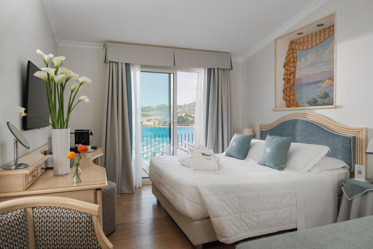 Bedroom 3, Doria Park Hotel, La Spezia
