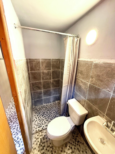 Bathroom, RMS Hostal - Roma Norte, Mexico City
