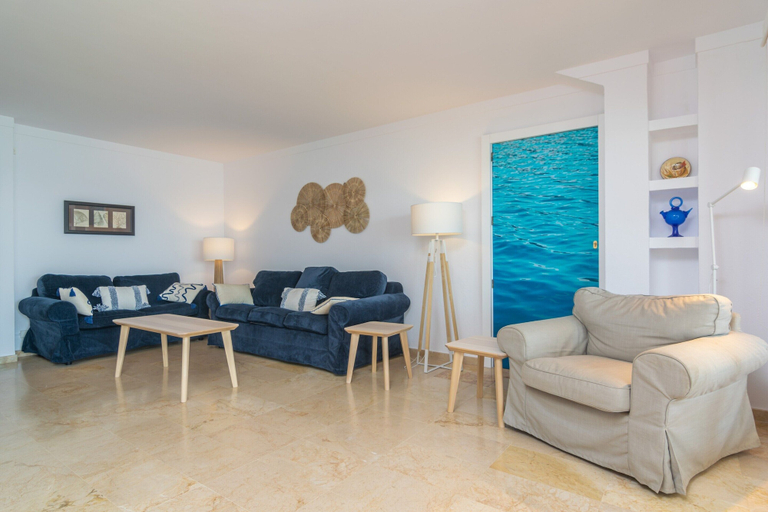 Living area 2, Ed. Bellveure 2o A - Apartment With Free Wifi, Baleares