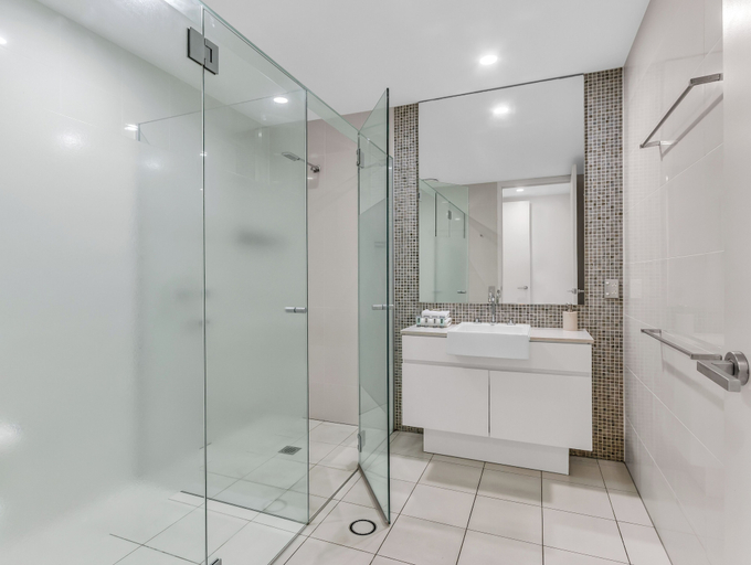 Bathroom 4, Beachfront Bali Resort Kingscliff 1212, Tweed Heads