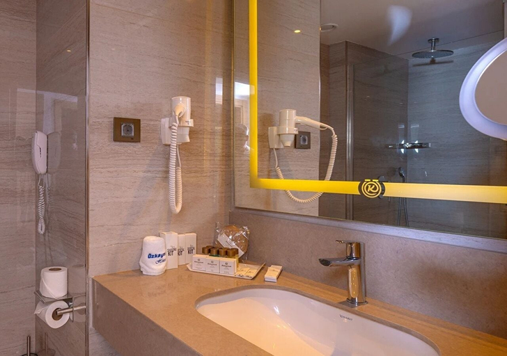 Bathroom 5, Ozkaymak Marina Hotel - Ultra All Inclusive, Kemer