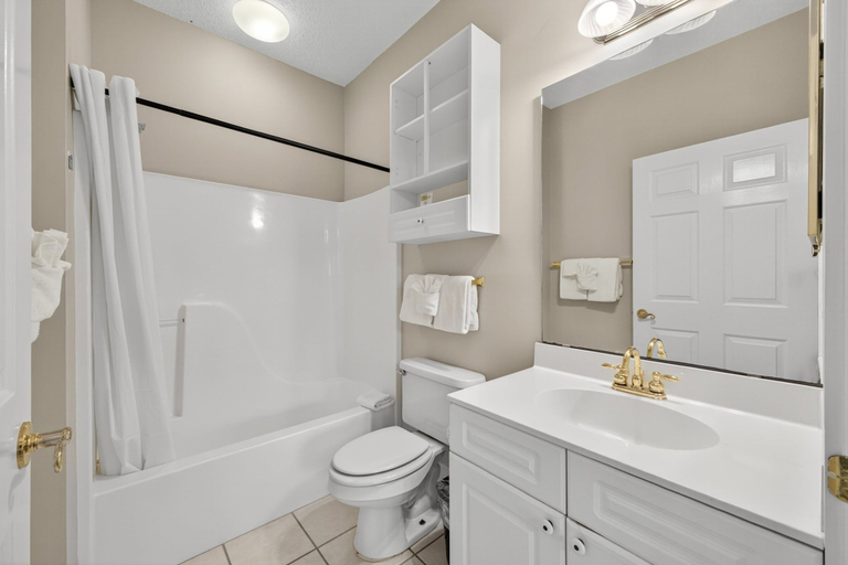 Interior 5, Magnolia North 4879-304, Horry